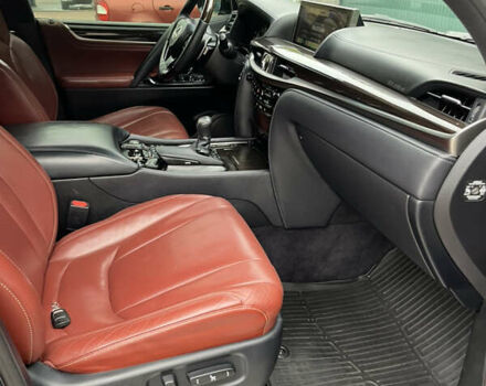 Синий Лексус ЛХ, объемом двигателя 4.46 л и пробегом 420 тыс. км за 55000 $, фото 8 на Automoto.ua