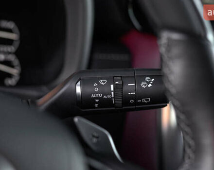 Зеленый Лексус ЛХ, объемом двигателя 3.35 л и пробегом 137 тыс. км за 90320 $, фото 26 на Automoto.ua