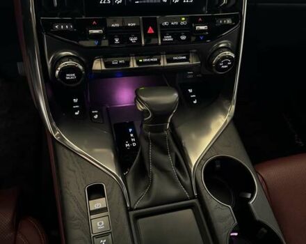 Зеленый Лексус ЛХ, объемом двигателя 3.35 л и пробегом 138 тыс. км за 91800 $, фото 25 на Automoto.ua