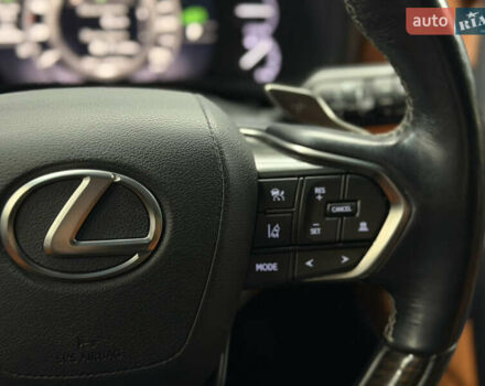 Зеленый Лексус ЛХ, объемом двигателя 3.5 л и пробегом 58 тыс. км за 124000 $, фото 18 на Automoto.ua