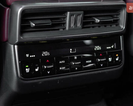 Зеленый Лексус ЛХ, объемом двигателя 3.35 л и пробегом 137 тыс. км за 90320 $, фото 40 на Automoto.ua