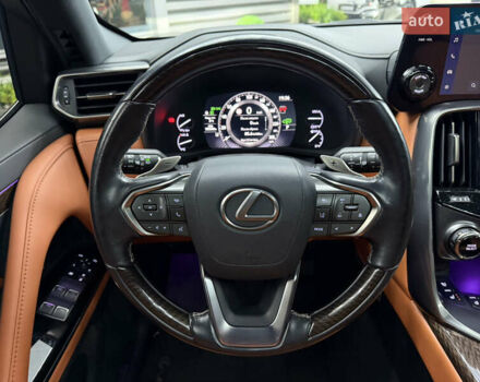 Зеленый Лексус ЛХ, объемом двигателя 3.5 л и пробегом 58 тыс. км за 124000 $, фото 16 на Automoto.ua