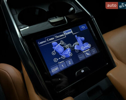 Зеленый Лексус ЛХ, объемом двигателя 3.5 л и пробегом 58 тыс. км за 124000 $, фото 26 на Automoto.ua