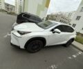 Белый Лексус НХ, объемом двигателя 2 л и пробегом 129 тыс. км за 25900 $, фото 1 на Automoto.ua