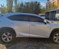 Белый Лексус НХ, объемом двигателя 2.49 л и пробегом 203 тыс. км за 28000 $, фото 4 на Automoto.ua