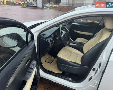 Белый Лексус НХ, объемом двигателя 2.49 л и пробегом 250 тыс. км за 27499 $, фото 11 на Automoto.ua