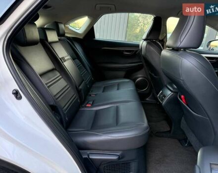 Белый Лексус НХ, объемом двигателя 2.49 л и пробегом 182 тыс. км за 24900 $, фото 25 на Automoto.ua