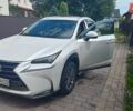 Белый Лексус НХ, объемом двигателя 1.99 л и пробегом 118 тыс. км за 28000 $, фото 1 на Automoto.ua