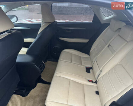 Белый Лексус НХ, объемом двигателя 2.49 л и пробегом 250 тыс. км за 27499 $, фото 13 на Automoto.ua