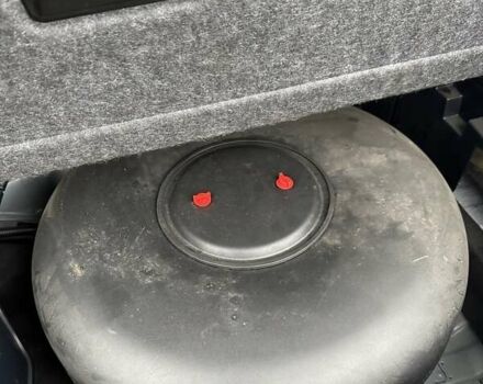 Белый Лексус НХ, объемом двигателя 1.99 л и пробегом 213 тыс. км за 19900 $, фото 15 на Automoto.ua