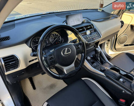 Белый Лексус НХ, объемом двигателя 2 л и пробегом 107 тыс. км за 21999 $, фото 18 на Automoto.ua