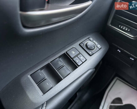 Білий Лексус НХ, об'ємом двигуна 2.5 л та пробігом 119 тис. км за 26500 $, фото 44 на Automoto.ua