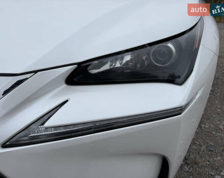 Білий Лексус НХ, об'ємом двигуна 1.99 л та пробігом 103 тис. км за 21500 $, фото 9 на Automoto.ua