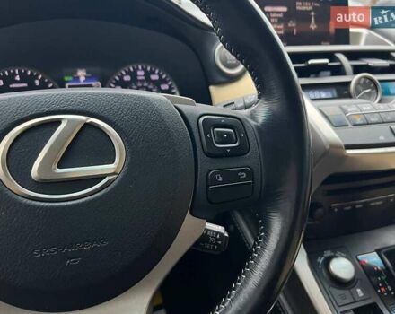 Белый Лексус НХ, объемом двигателя 1.99 л и пробегом 190 тыс. км за 20900 $, фото 14 на Automoto.ua
