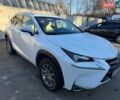 Белый Лексус НХ, объемом двигателя 2 л и пробегом 170 тыс. км за 19050 $, фото 1 на Automoto.ua