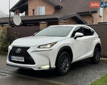 Белый Лексус НХ, объемом двигателя 2 л и пробегом 137 тыс. км за 19500 $, фото 2 на Automoto.ua