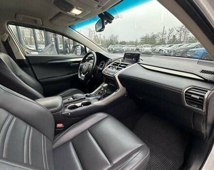 Белый Лексус НХ, объемом двигателя 1.99 л и пробегом 213 тыс. км за 20999 $, фото 27 на Automoto.ua