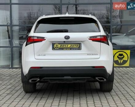 Белый Лексус НХ, объемом двигателя 1.99 л и пробегом 190 тыс. км за 20900 $, фото 5 на Automoto.ua