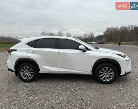 Білий Лексус НХ, об'ємом двигуна 1.99 л та пробігом 103 тис. км за 21500 $, фото 6 на Automoto.ua