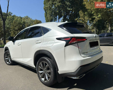 Білий Лексус НХ, об'ємом двигуна 2 л та пробігом 145 тис. км за 26500 $, фото 16 на Automoto.ua