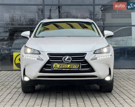 Белый Лексус НХ, объемом двигателя 1.99 л и пробегом 190 тыс. км за 20900 $, фото 1 на Automoto.ua