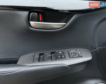 Білий Лексус НХ, об'ємом двигуна 1.99 л та пробігом 103 тис. км за 21500 $, фото 21 на Automoto.ua