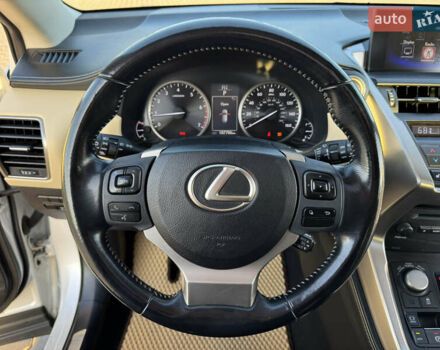 Белый Лексус НХ, объемом двигателя 2 л и пробегом 107 тыс. км за 21999 $, фото 19 на Automoto.ua