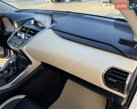 Белый Лексус НХ, объемом двигателя 2 л и пробегом 107 тыс. км за 21999 $, фото 36 на Automoto.ua