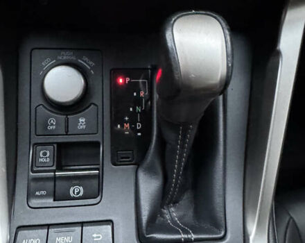 Білий Лексус НХ, об'ємом двигуна 1.99 л та пробігом 103 тис. км за 21500 $, фото 15 на Automoto.ua