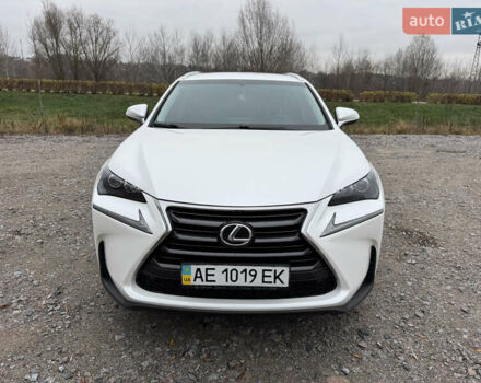 Білий Лексус НХ, об'ємом двигуна 1.99 л та пробігом 103 тис. км за 21500 $, фото 2 на Automoto.ua