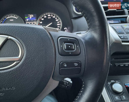 Білий Лексус НХ, об'ємом двигуна 2.5 л та пробігом 119 тис. км за 26500 $, фото 41 на Automoto.ua