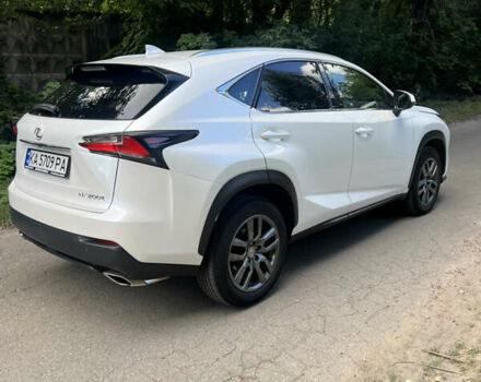 Білий Лексус НХ, об'ємом двигуна 2 л та пробігом 75 тис. км за 21700 $, фото 6 на Automoto.ua