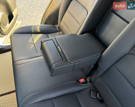 Белый Лексус НХ, объемом двигателя 2 л и пробегом 107 тыс. км за 21999 $, фото 48 на Automoto.ua