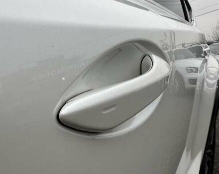 Белый Лексус НХ, объемом двигателя 1.99 л и пробегом 213 тыс. км за 19900 $, фото 7 на Automoto.ua