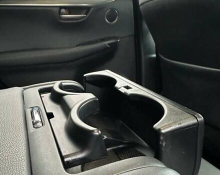 Белый Лексус НХ, объемом двигателя 1.99 л и пробегом 213 тыс. км за 20999 $, фото 25 на Automoto.ua