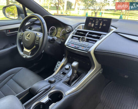 Білий Лексус НХ, об'ємом двигуна 2 л та пробігом 145 тис. км за 26500 $, фото 32 на Automoto.ua