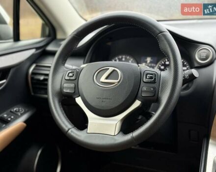 Белый Лексус НХ, объемом двигателя 2 л и пробегом 137 тыс. км за 19500 $, фото 36 на Automoto.ua
