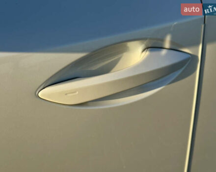 Белый Лексус НХ, объемом двигателя 2 л и пробегом 107 тыс. км за 21999 $, фото 7 на Automoto.ua