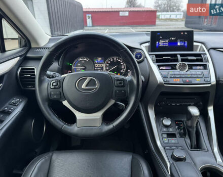 Білий Лексус НХ, об'ємом двигуна 2.5 л та пробігом 119 тис. км за 26500 $, фото 35 на Automoto.ua