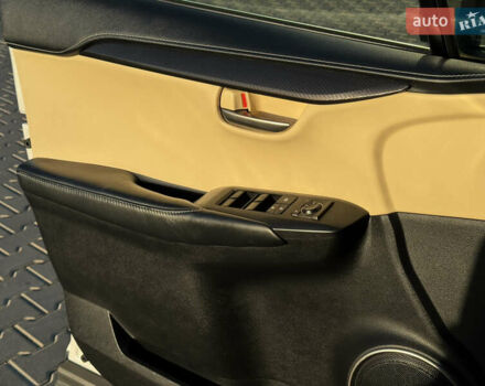 Белый Лексус НХ, объемом двигателя 2 л и пробегом 107 тыс. км за 21999 $, фото 11 на Automoto.ua