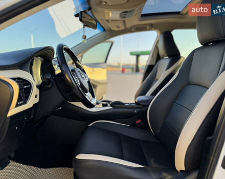 Белый Лексус НХ, объемом двигателя 2 л и пробегом 107 тыс. км за 21999 $, фото 13 на Automoto.ua