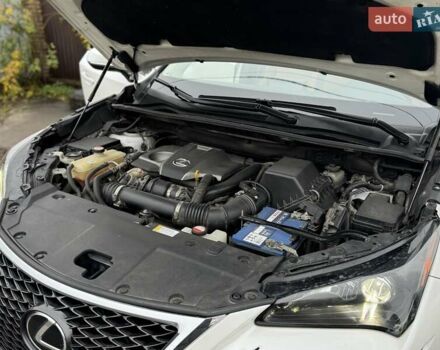 Белый Лексус НХ, объемом двигателя 2 л и пробегом 137 тыс. км за 19500 $, фото 27 на Automoto.ua