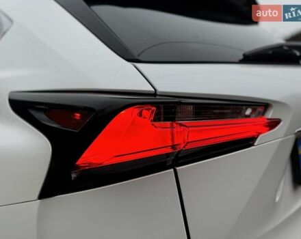 Белый Лексус НХ, объемом двигателя 2 л и пробегом 137 тыс. км за 19500 $, фото 19 на Automoto.ua