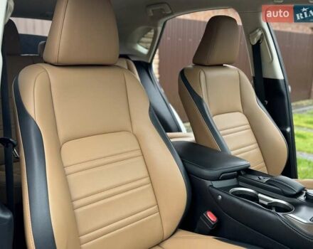 Белый Лексус НХ, объемом двигателя 2 л и пробегом 137 тыс. км за 19500 $, фото 78 на Automoto.ua