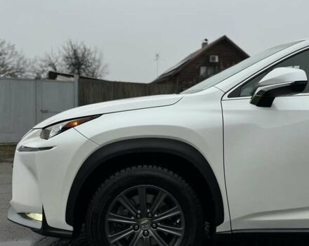 Белый Лексус НХ, объемом двигателя 2 л и пробегом 137 тыс. км за 19500 $, фото 11 на Automoto.ua