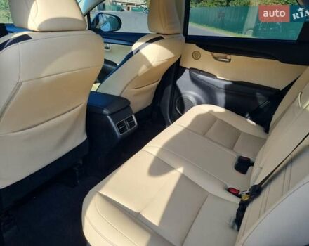 Білий Лексус НХ, об'ємом двигуна 1.99 л та пробігом 190 тис. км за 21500 $, фото 8 на Automoto.ua