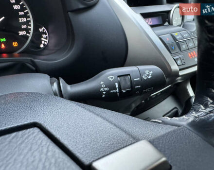 Білий Лексус НХ, об'ємом двигуна 2.5 л та пробігом 119 тис. км за 26500 $, фото 39 на Automoto.ua