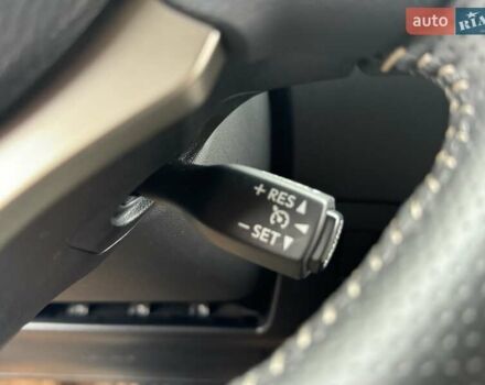 Белый Лексус НХ, объемом двигателя 2 л и пробегом 137 тыс. км за 19500 $, фото 43 на Automoto.ua