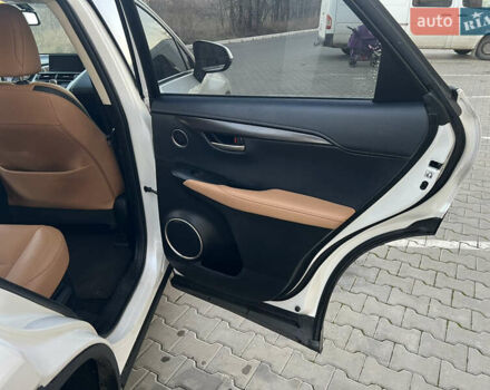 Білий Лексус НХ, об'ємом двигуна 2 л та пробігом 155 тис. км за 19500 $, фото 14 на Automoto.ua