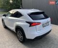 Белый Лексус НХ, объемом двигателя 2 л и пробегом 128 тыс. км за 22500 $, фото 2 на Automoto.ua